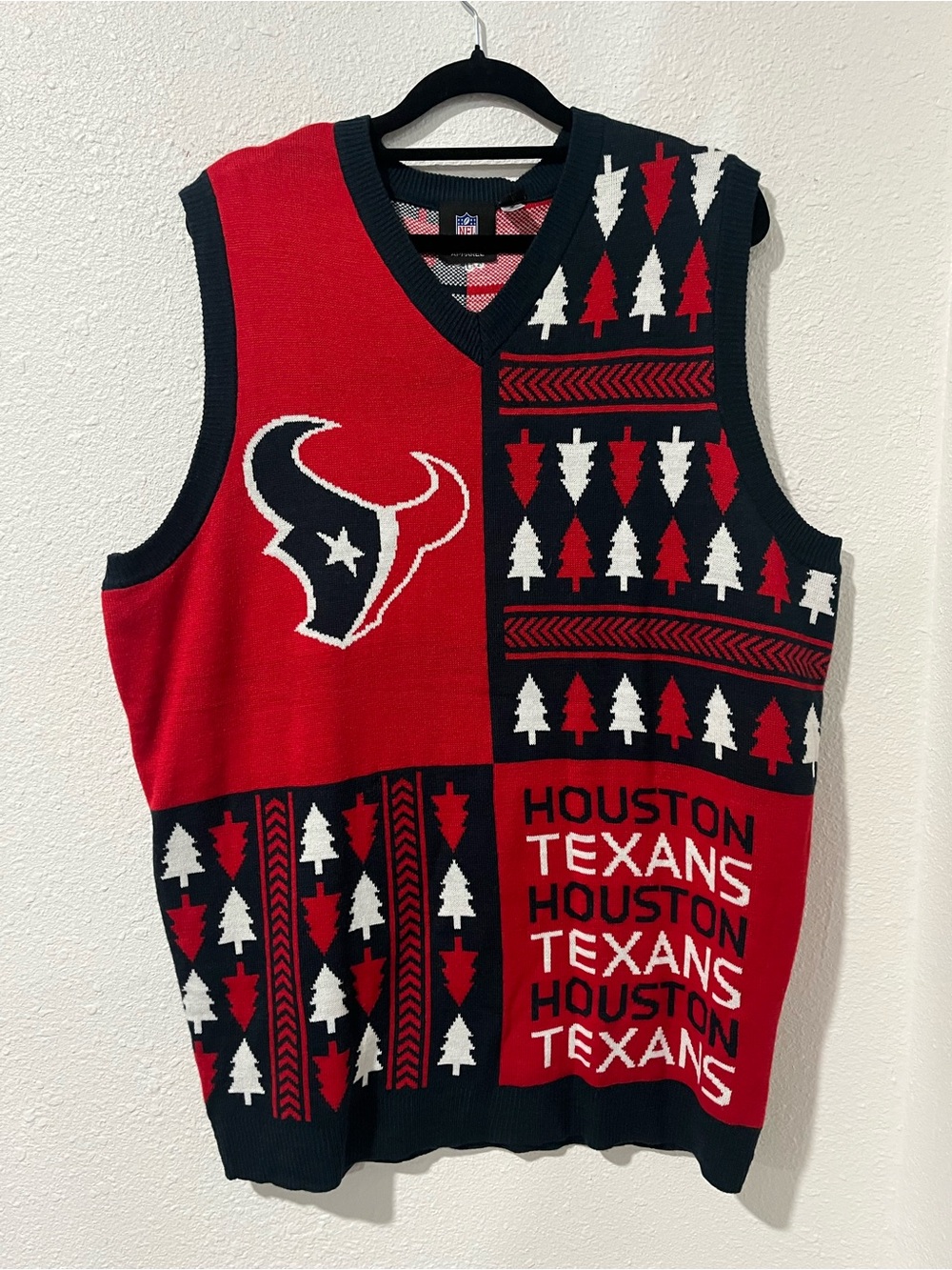 NWT NFL Houston Texans Football Ugly Christmas Sweater Vest Men’s Size Large